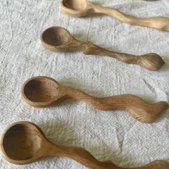 CUCHARITA BOIS