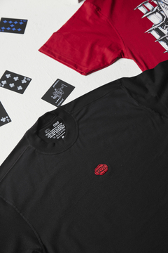 PEITA ''CASTELO DE CARTAS'' PRETO - comprar online