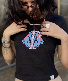 Baby Tee Monograma Preto - loja online