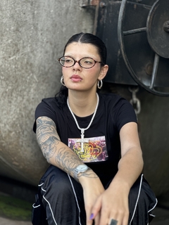 Baby Tee Monge Preto na internet