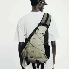 Mochila Oakley X PIET Sling Bag