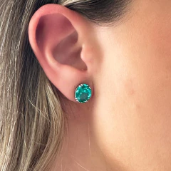 Brinco Realeza com Cristal Oval na Cor Verde Paraíba no Banho de Ródio Branco,