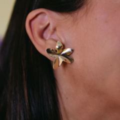 brinco flora