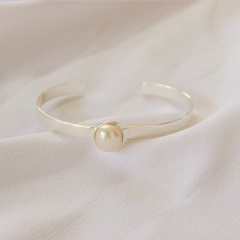 bracelete polido com pérola natural banhado a prata Una - comprar online