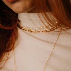 Choker pérolas barrocas na internet