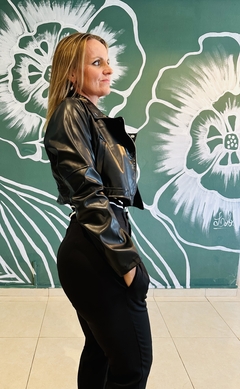 CAMPERA engomada en internet