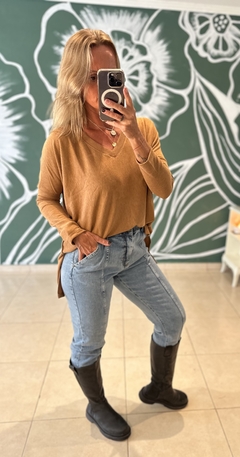 04 SWEATER PUNTILLA ESCOTE V en internet
