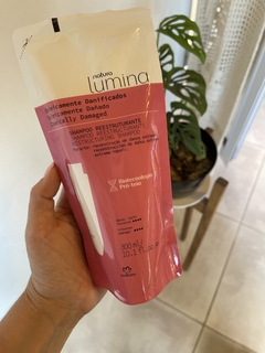 Repuesto cabello químicamente dañado shampoo restructurante