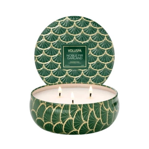Vela Lata 3 Pavios 60h Noble Fir Garland Voluspa 340g