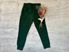BABUCHA FRIZADA PUÑO BOLSILLOS VERDE INGLES