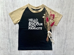 REMERA COMBINADA HELLO NEGRA