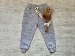 BABUCHA RUSTICA PUÑO GRIS