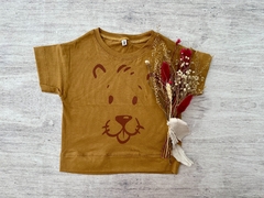 REMERA BEAR MOSTAZA