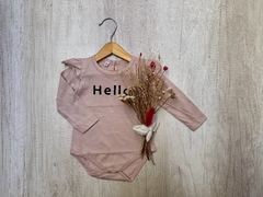 BODY HELLO CON VOLADITOS ROSA VIEJO - comprar online