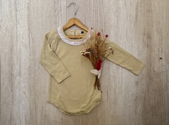 BODY VOLADITO BRODERIE BEIGE - comprar online