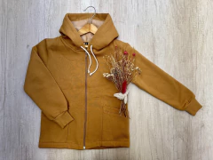 CAMPERA FRIZADA CON BOLSILLOS MOSTAZA - comprar online