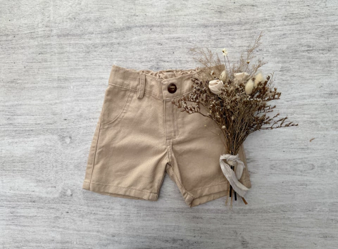 BERMUDA DE GABARDINA CORTE CHINO BEIGE - comprar online