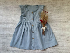VESTIDO DE TUSOR CON BOTONES CELESTE