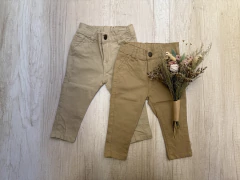 PANTALON DE GABARDINA CORTE CHINO NATURAL en internet