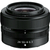 Lente Nikon Z 24-50mm f/4-6.3 com corpo preto e detalhes em relevo