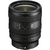 Lente Sony FE 24-50mm f/2.8 G com design moderno e anéis de controle.