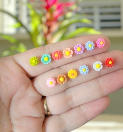 Aplique Miniatura Florzinhas - 25 Unidades
