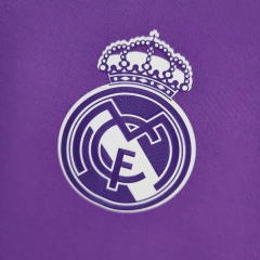 CAMISA RETRÔ DO REAL MADRID - AWAY 17/18 na internet