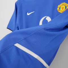 Imagem do CAMISA RETRÔ DO MANCHESTER UNITED - AWAY 02/04