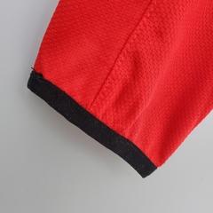 Imagem do CAMISA RETRÔ DO MANCHESTER UNITED - MANGA LONGA - HOME 04/06