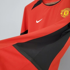 CAMISA RETRÔ DO MANCHESTER UNITED - MANGA LONGA - HOME 02/04 - NETSHIRTS