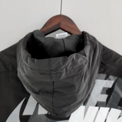 JAQUETA COM CAPUZ NIKE PRETA- 22/23 - comprar online