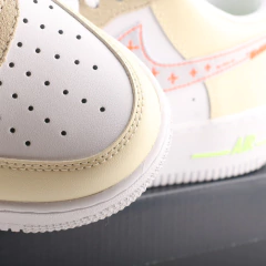 NIKE AIR FORCE 1 - BROWN/WHITE - UNISSEX