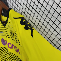 Imagem do CAMISA DO BORÚSSIA DORTMUND RETRÔ - HOME 11/12