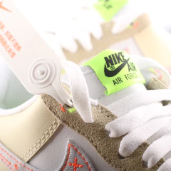 NIKE AIR FORCE 1 - BROWN/WHITE - UNISSEX - comprar online