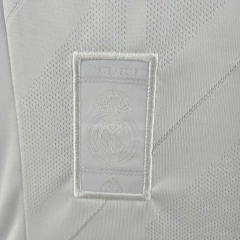 Imagem do CAMISA RETRÔ DO REAL MADRID - HOME 17/18