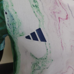 CAMISA DA ITÁLIA VERSÃO JOGADOR - TRAINING 23/24 na internet