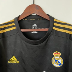 CAMISA RETRÔ DO REAL MADRID - MANGA LONGA - AWAY 11/12 - loja online