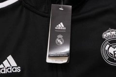 CONJUNTO AGASALHO DO REAL MADRID-PRETO-22/23 - comprar online