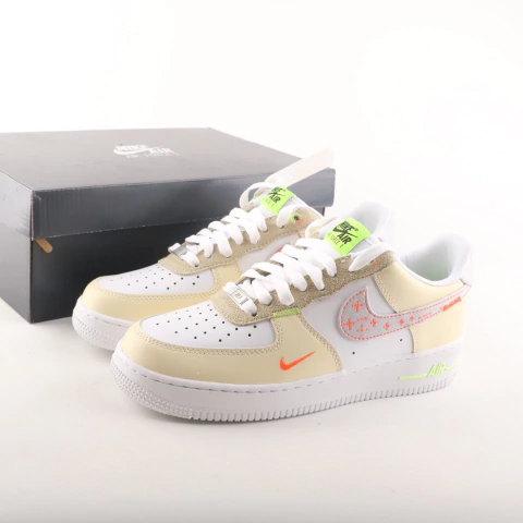 NIKE AIR FORCE 1 - BROWN/WHITE - UNISSEX