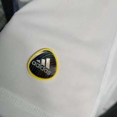 Imagem do CAMISA RETRÔ DO REAL MADRID - MANGA LONGA - HOME 10/11