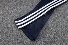 CONJUNTO AGASALHO DA ITÁLIA - AZUL/BRANCO 23/24 na internet