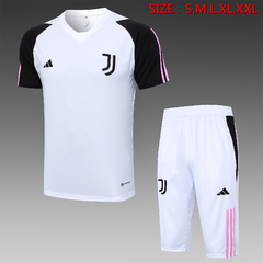 CONJUNTO DE TREINO DA JUVENTUS - BRANCO/PRETO 23/24