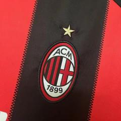 CAMISA RETRÔ DO MILAN - IBRAHIMOVIC 10 - HOME 2010/11 (COM PATCHES)