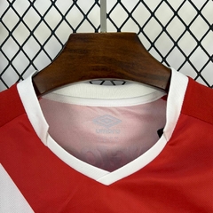 CAMISA DO ARGENTINO JUNIORS - HOME 25/26 na internet