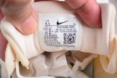NIKE ZOOMX INVINCIBLE RUN FLYKNIT 3 - UNISSEX - AMARELO/BEJE - NETSHIRTS