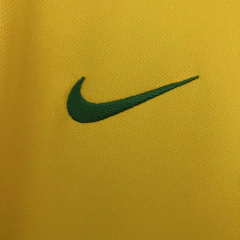 CAMISA RETRÔ DO BRASIL - RONALDINHO 10 - HOME 2006 (COM PATCH) - loja online