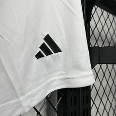 SHORT DO REAL MADRID TORCEDOR - BRANCO 24/25 na internet