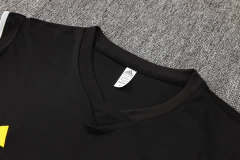 Imagem do CONJUNTO DE TREINO DA ROMA - PRETO/LARANJA 23/24