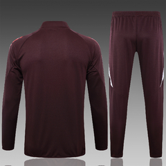 CONJUNTO AGASALHO DO BAYERN DE MUNIQUE 24/25 - comprar online