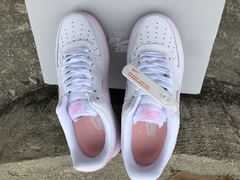 NIKE AIR FORCE 1 - BRANCO/ROSA - UNISSEX na internet